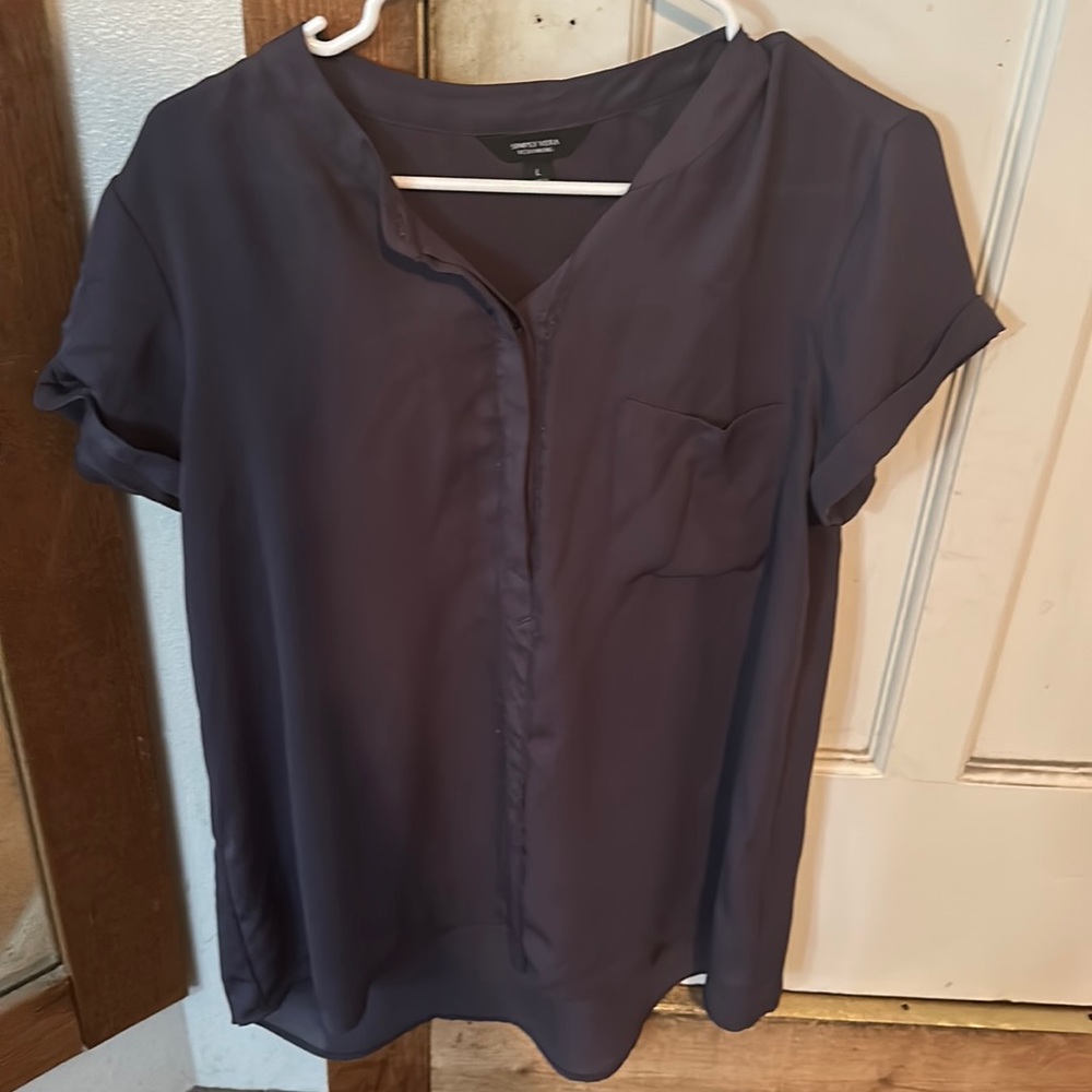 Grey light top
